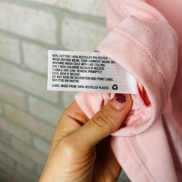 Girls 7/8 Pink Tshirt with Sequin Heart Detailing Cat & Jack - Picture 6 of 6